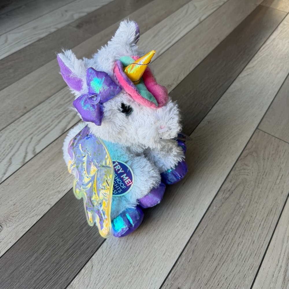 Barbie Dreamtopia Kiss and Care Unicorn Pet Doctor plush toy NWT